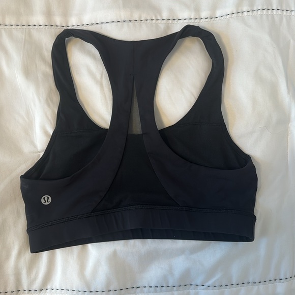 lululemon black sports bra - Picture 2 of 3